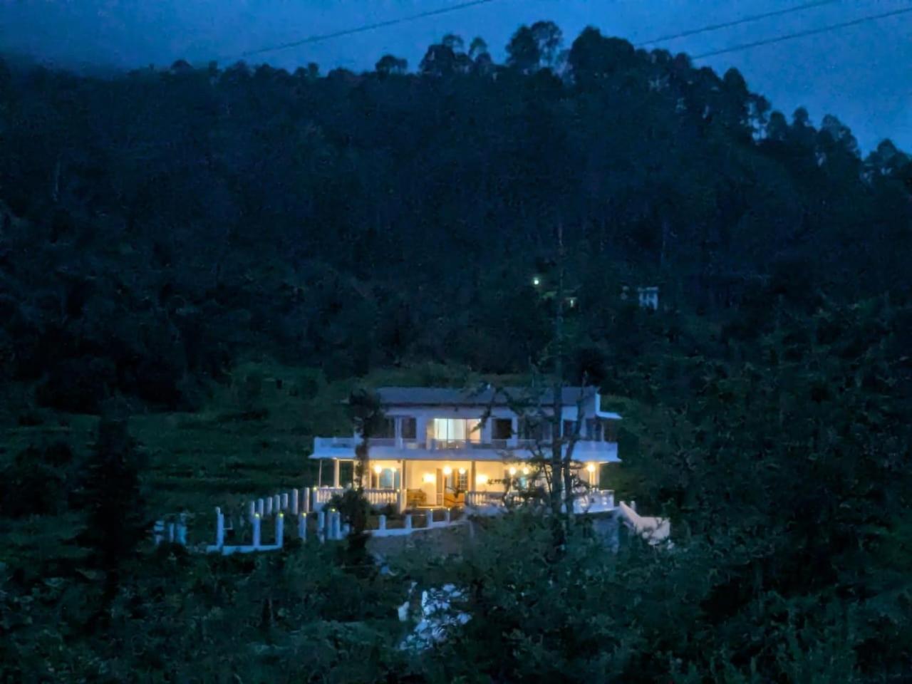 Brook Cottage Champawat 외부 사진